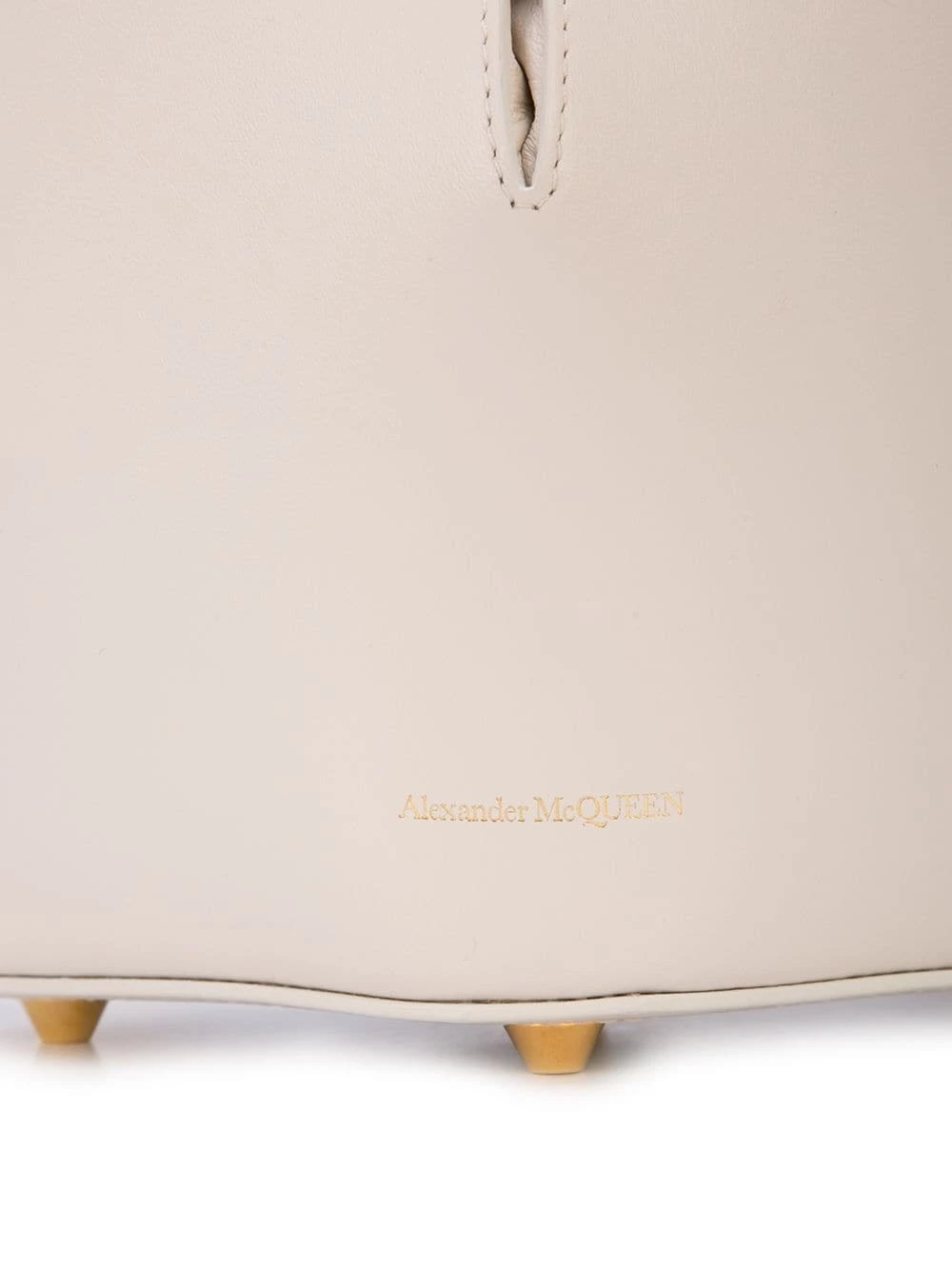 Alexander McQueen Bucket chain shoulder bag 4 Alexander McQueen bucket chain shoulder bag