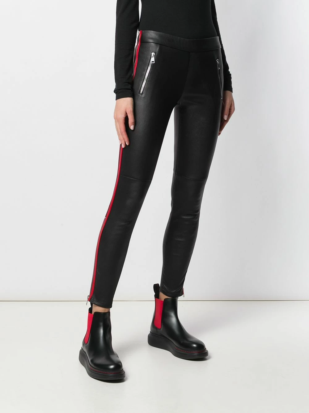 Alexander McQueen Striped cropped leggins 3 Alexander McQueen striped cropped leggins