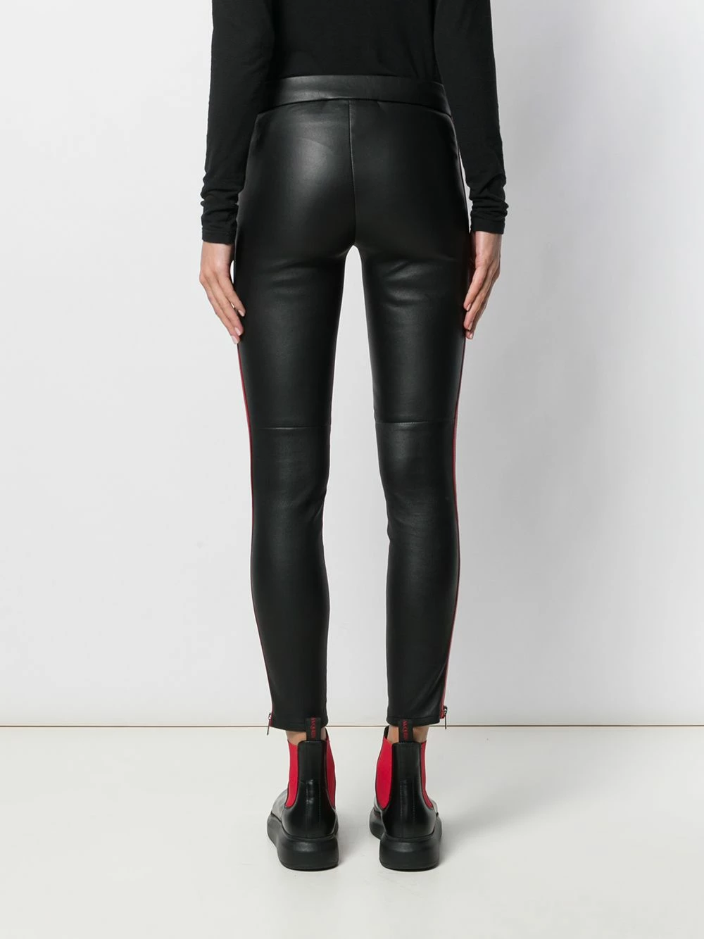 Alexander McQueen Striped cropped leggins 4 Alexander McQueen striped cropped leggins