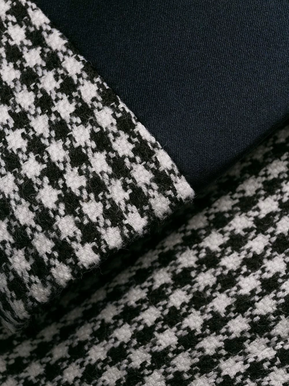 Alexander McQueen Pied de poule coat 7 Alexander McQueen pied-de-poule coat