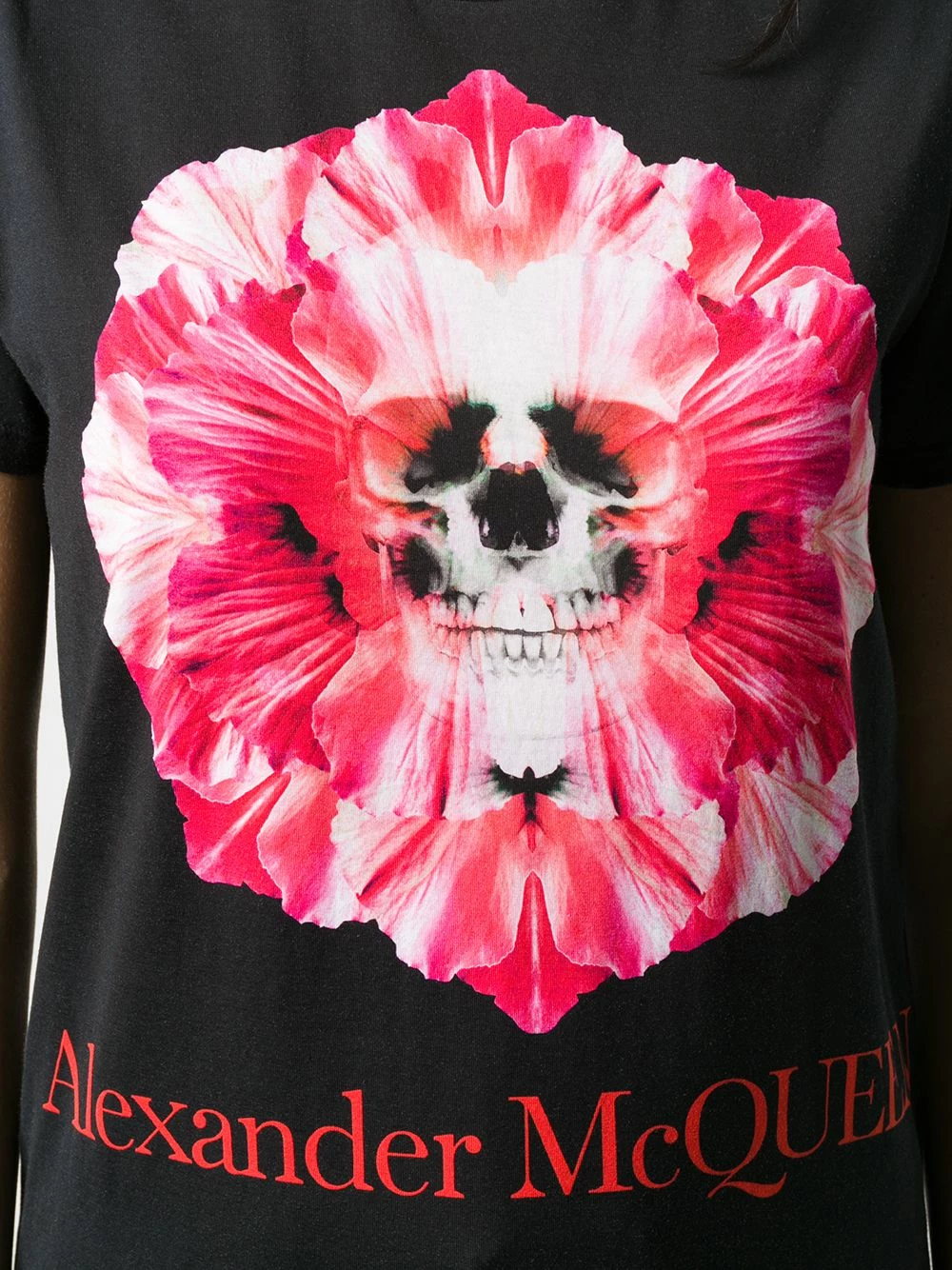 Alexander McQueen Skull and flower print T shirt 5 Alexander McQueen skull and flower print T-shirt