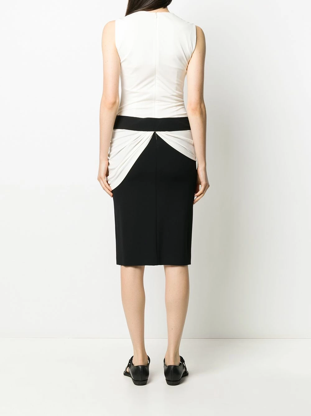 Alexander McQueen Draped detail fitted dress 4 Alexander McQueen draped-detail fitted dress