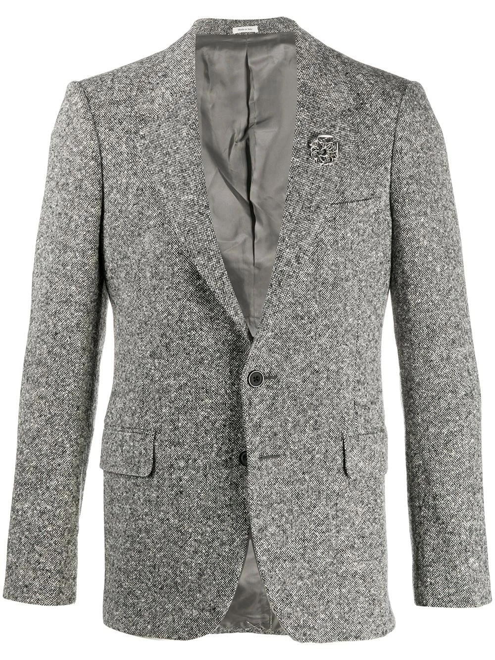 Alexander McQueen Brooch embellished single breasted blazer 1 Alexander McQueen brooch-embellished single-breasted blazer