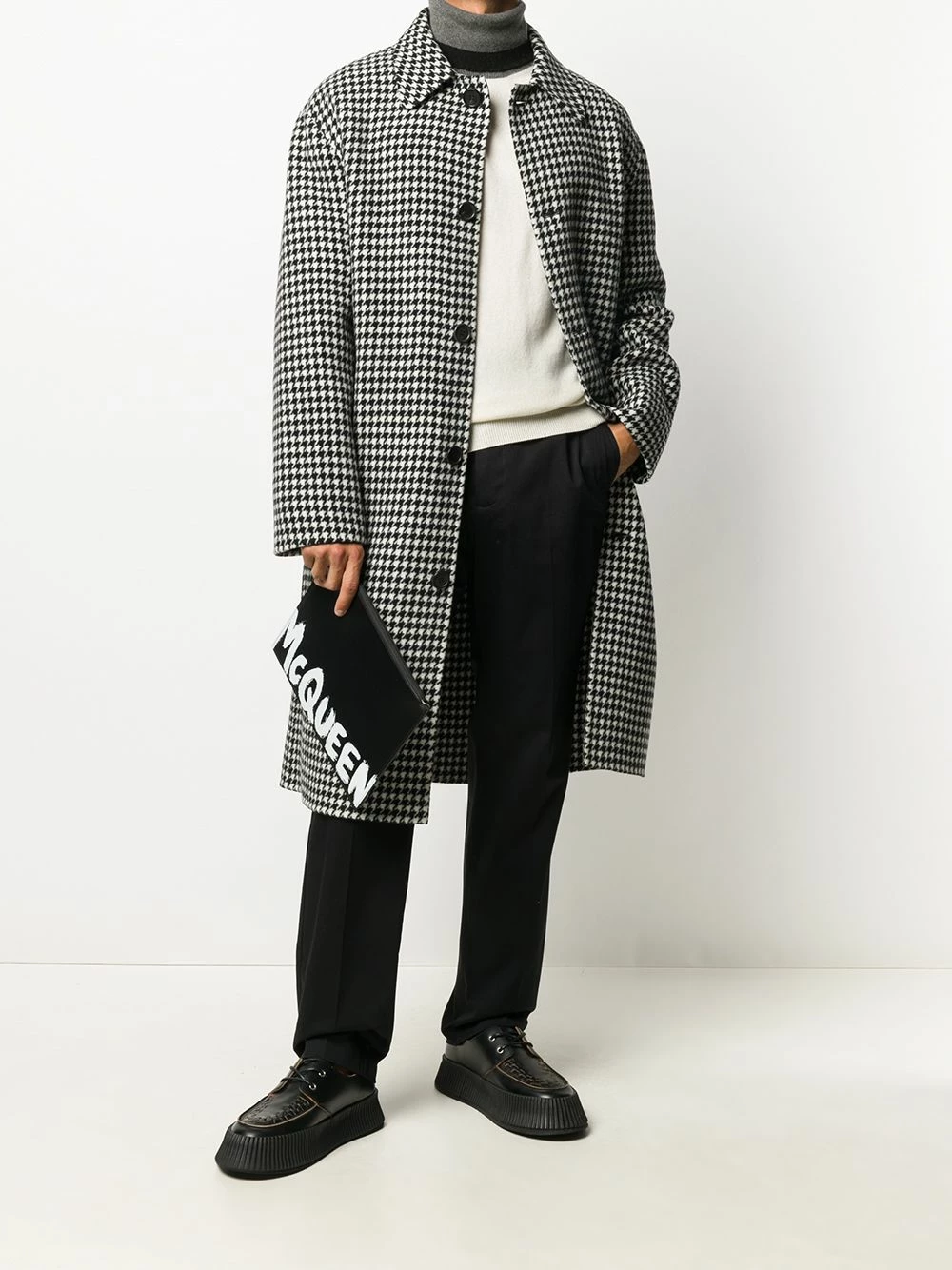 Alexander McQueen Paint style logo clutch bag 2 Alexander McQueen paint style logo clutch bag