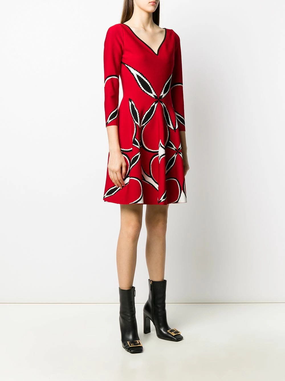 Alexander McQueen V neck flared dress 3 Alexander McQueen V-neck flared dress