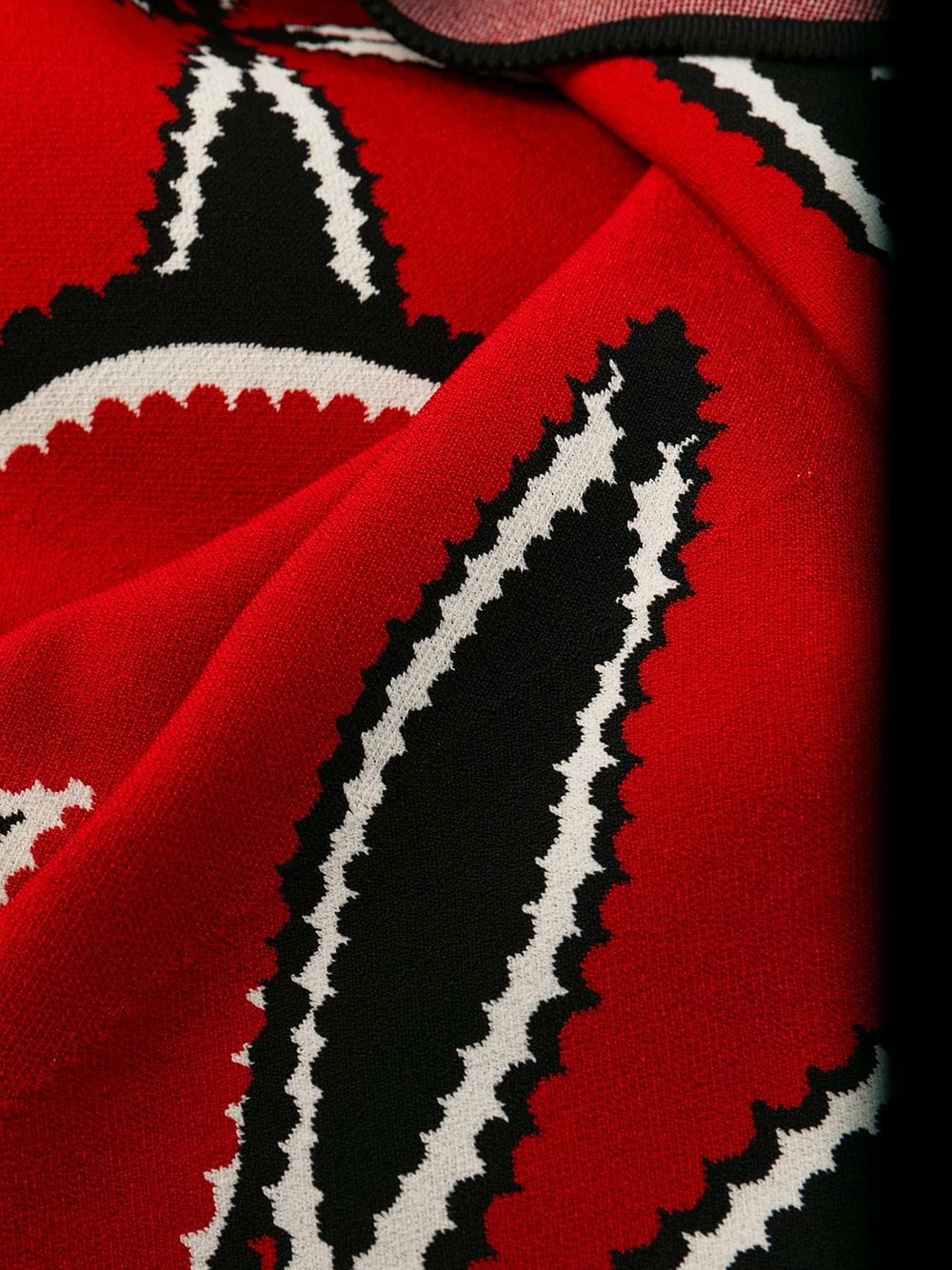 Alexander McQueen V neck flared dress 6 Alexander McQueen V-neck flared dress