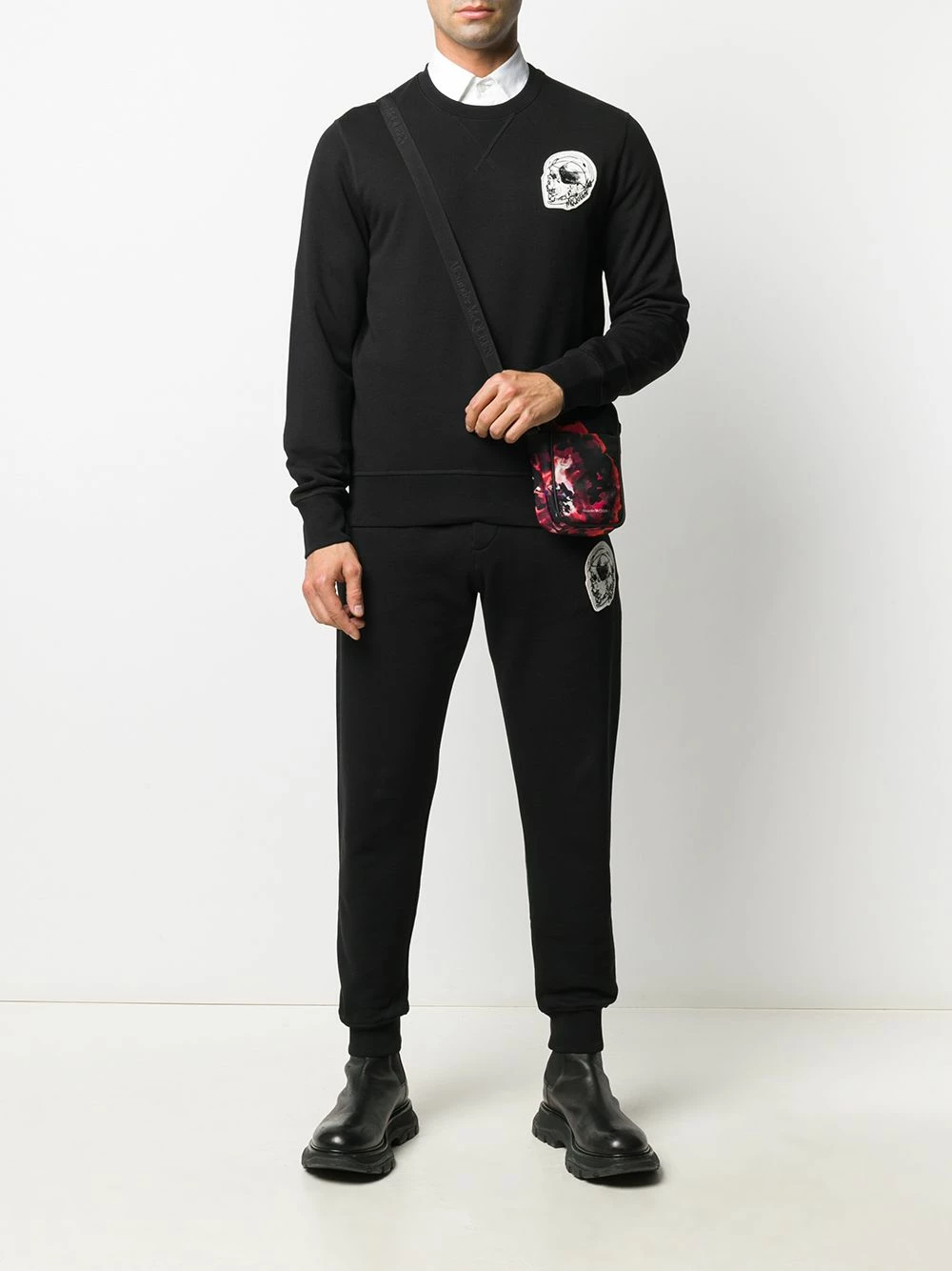 Alexander McQueen Logo patch sweatshirt 2 Alexander McQueen logo patch sweatshirt