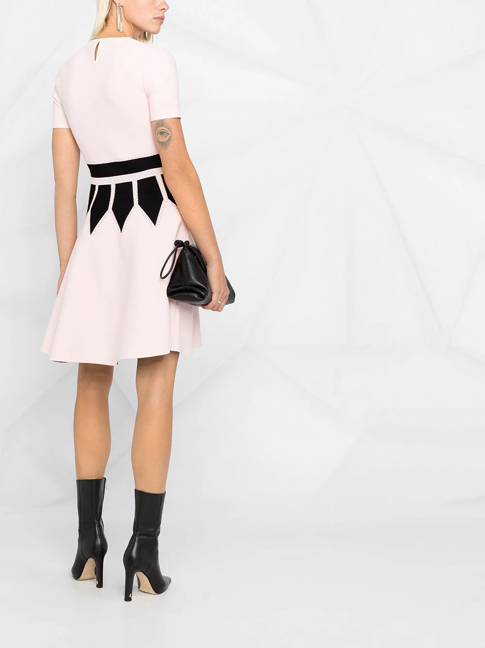 Alexander McQueen Colour block flared dress 4 Alexander McQueen colour-block flared dress