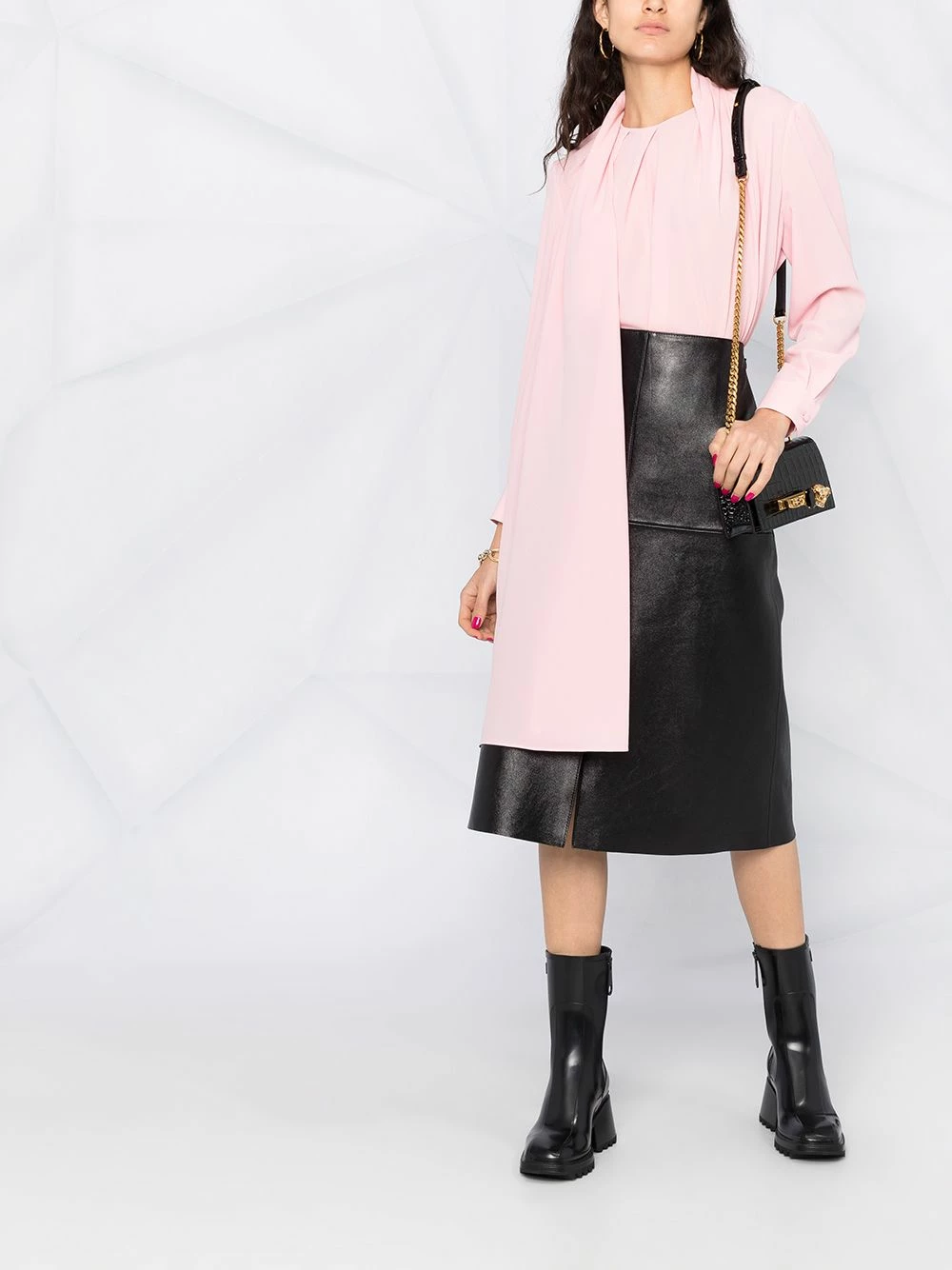 Alexander McQueen Scarf style long sleeved blouse 2 Alexander McQueen scarf-style long-sleeved blouse