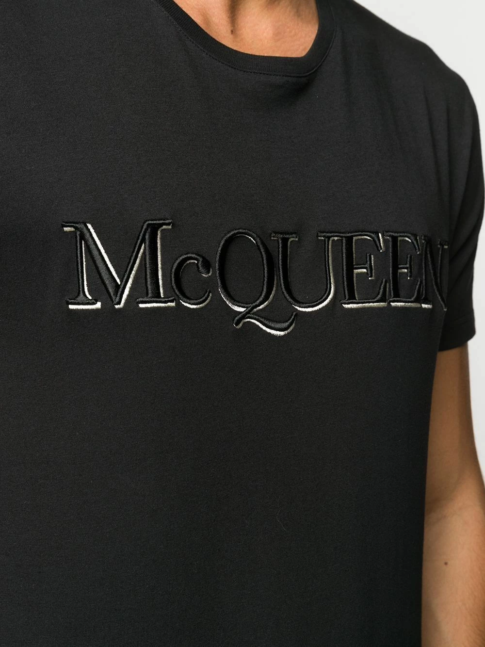 Alexander McQueen Embroidered logo T shirt 5 Alexander McQueen embroidered logo T-shirt