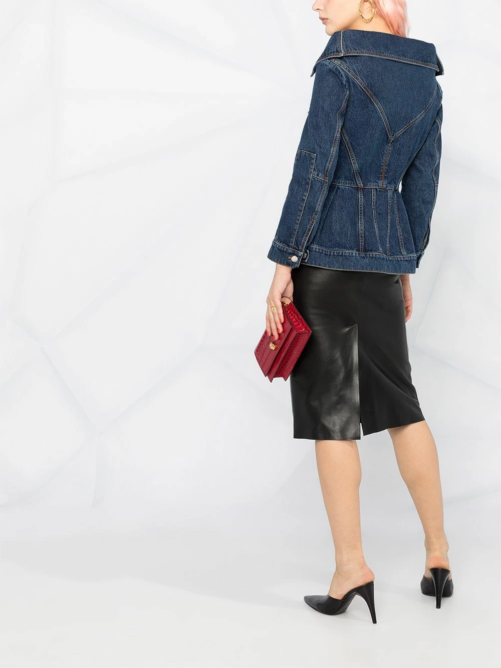 Alexander McQueen Wide collar denim jacket 4 Alexander McQueen wide-collar denim jacket