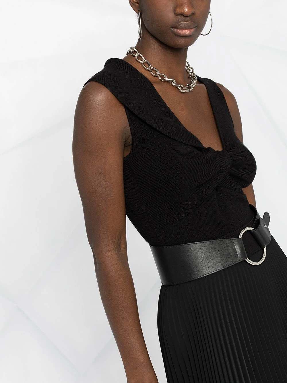 Alexander McQueen Knitted V neck top 5 Alexander McQueen knitted V-neck top