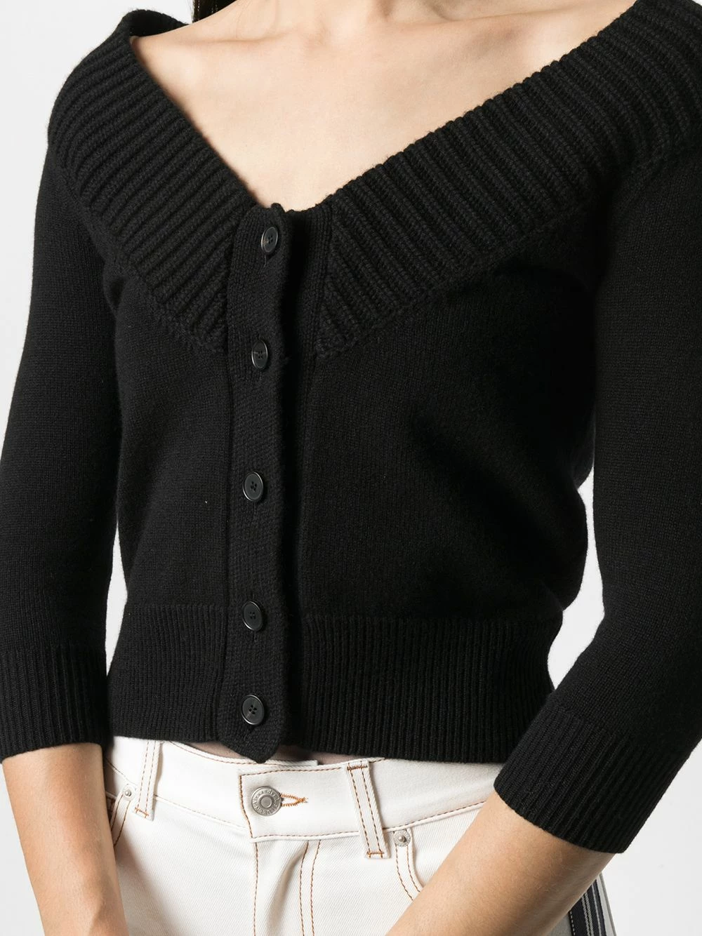 Alexander McQueen Cold shoulder cashmere knitted cardigan 5 Alexander McQueen cold-shoulder cashmere knitted cardigan