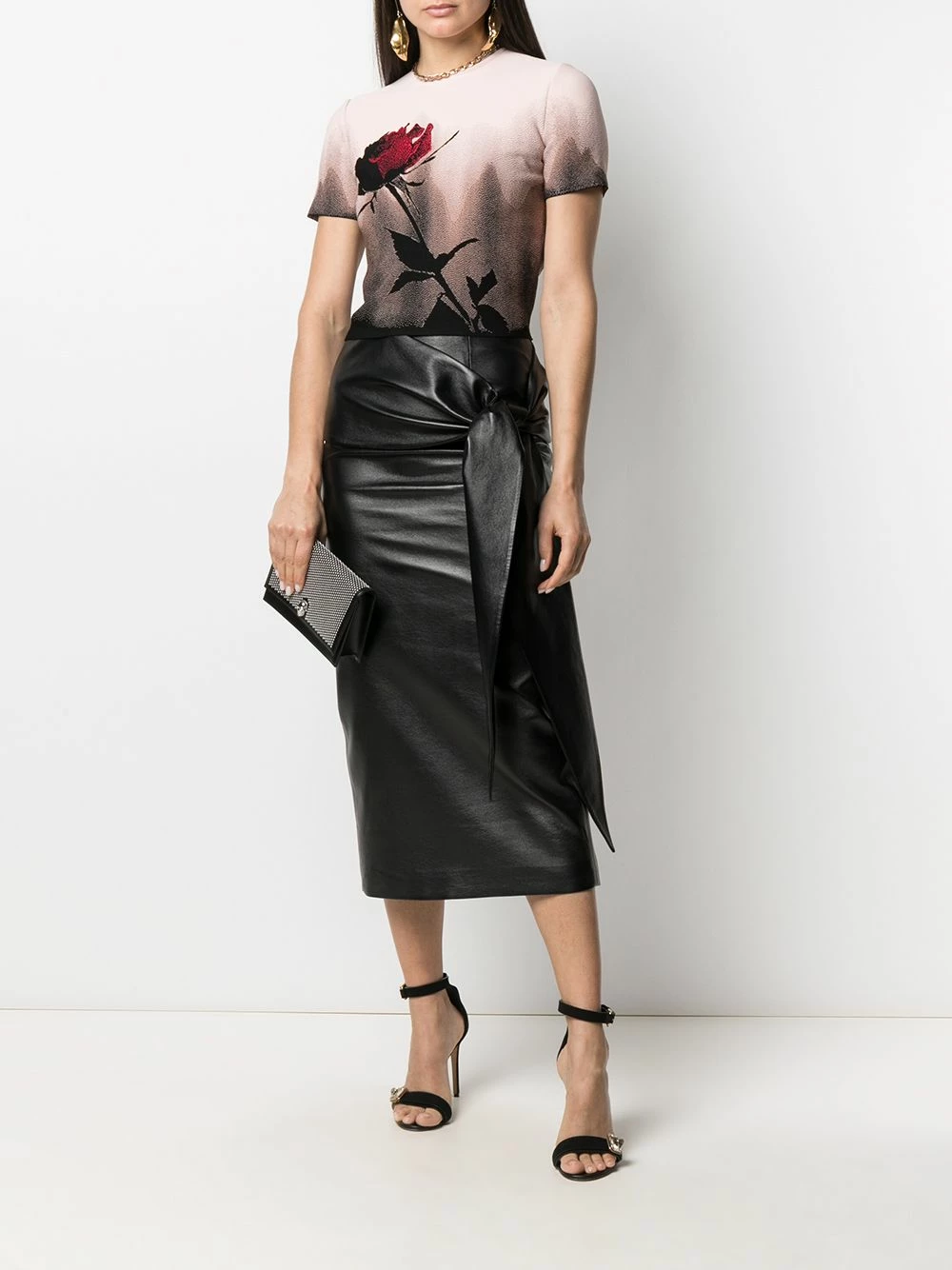 Alexander McQueen Rose print cropped T shirt 2 Alexander McQueen rose print cropped T-shirt