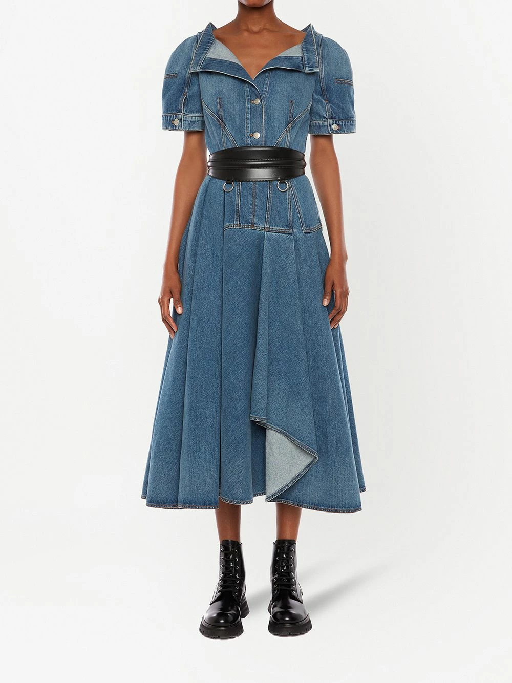 Alexander McQueen V neck midi denim dress 2 Alexander McQueen V-neck midi denim dress