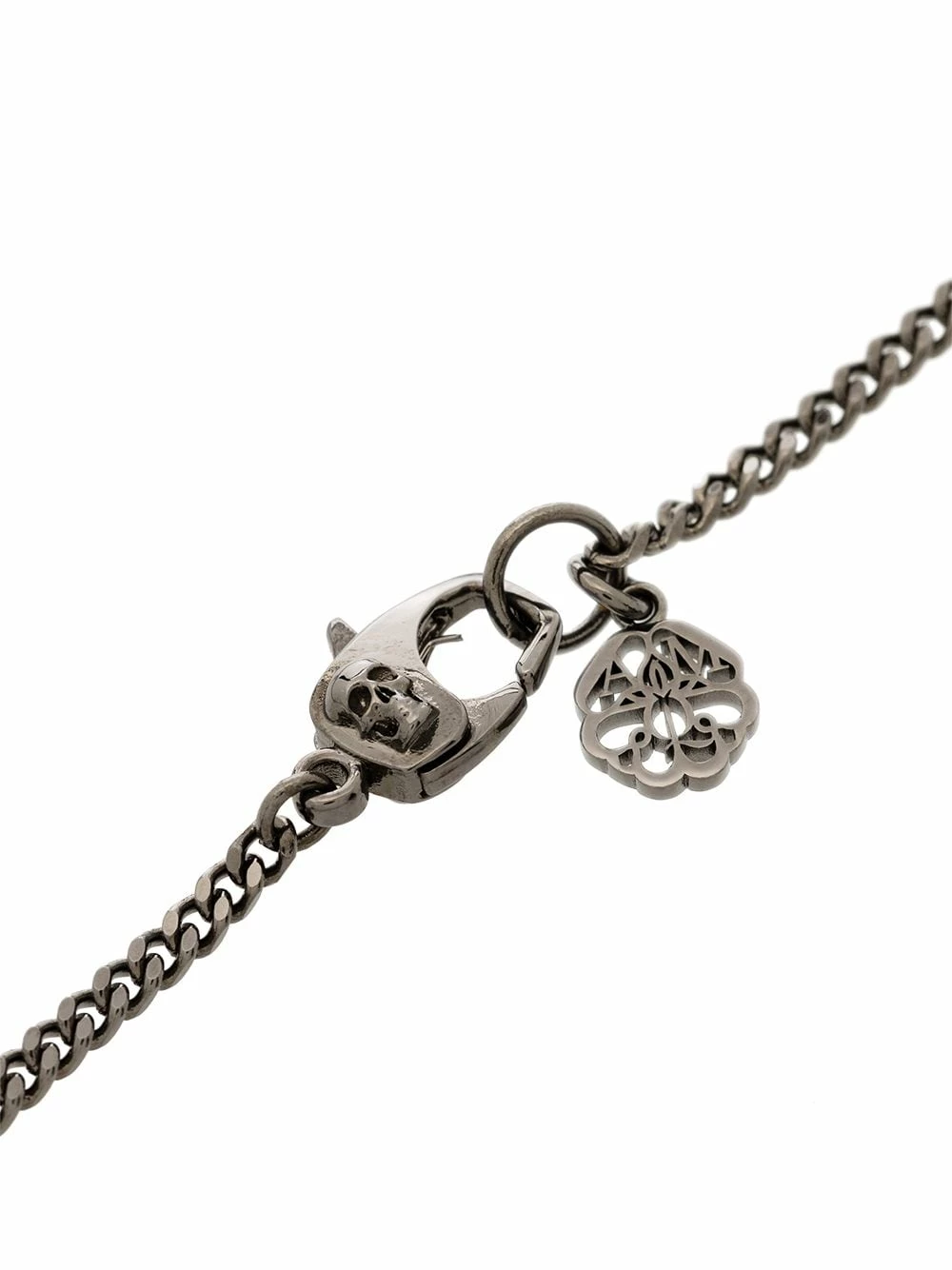 Alexander McQueen Skull Tag curb chain necklace 4 Alexander McQueen Skull Tag curb-chain necklace