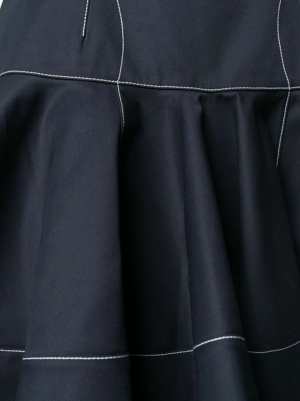 Alexander McQueen Contrast stitch ruffled skirt 5 Alexander McQueen contrast-stitch ruffled skirt