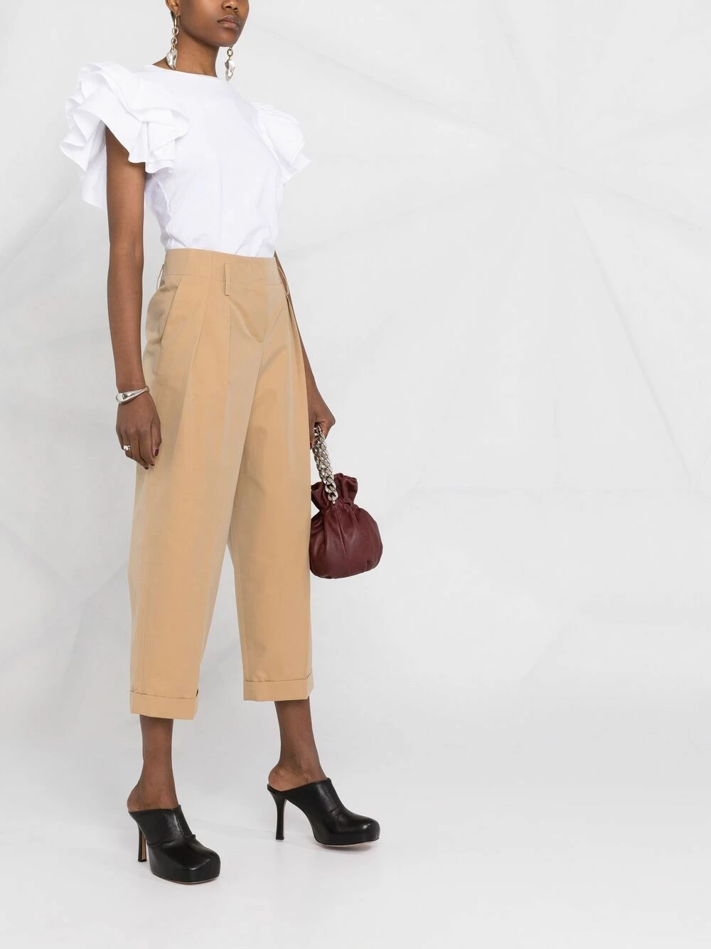 Alexander McQueen Turn up hem cropped trousers 4 Alexander McQueen turn-up hem cropped trousers