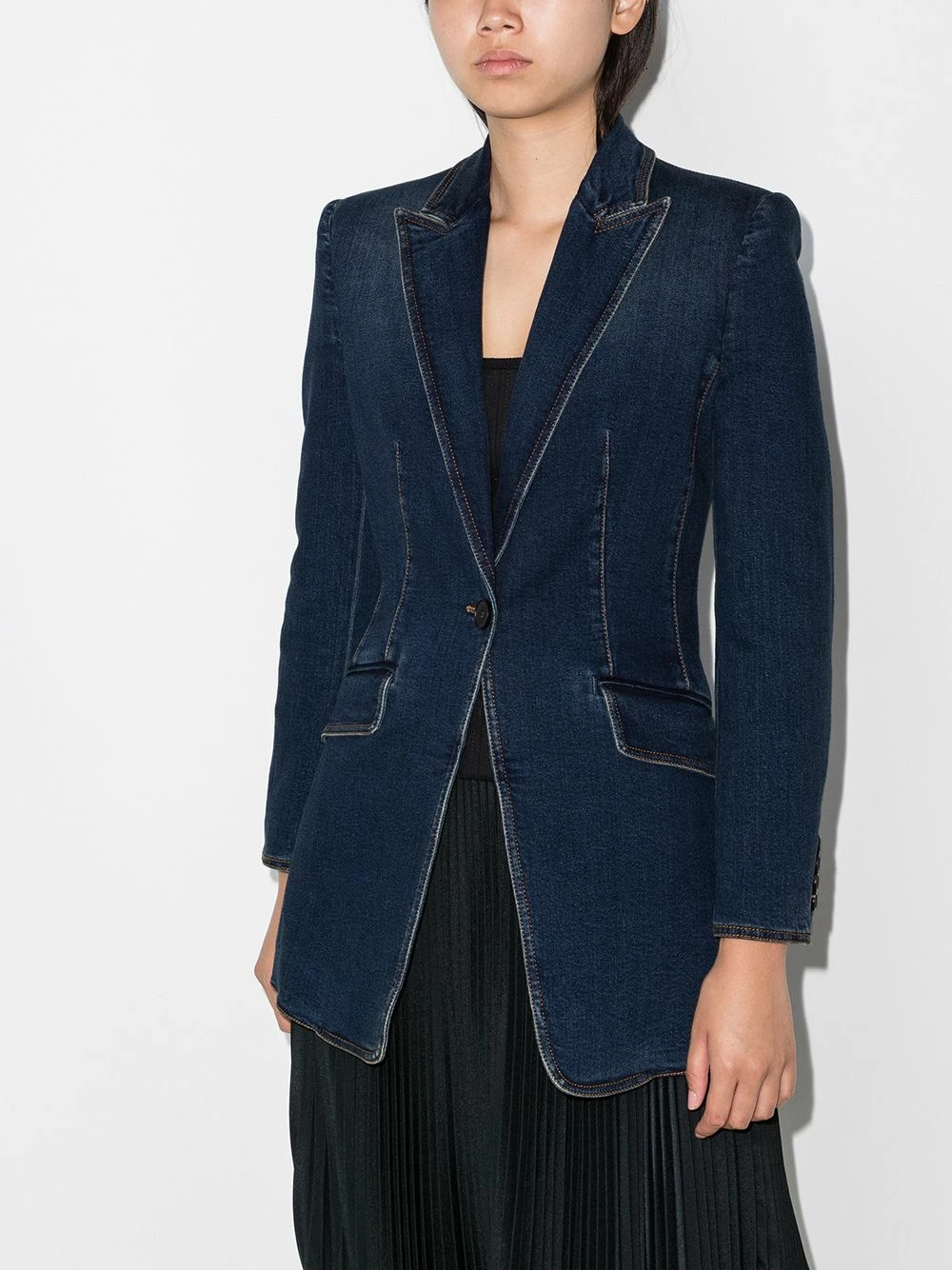 Alexander McQueen Single breasted denim blazer 2 Alexander McQueen single-breasted denim blazer