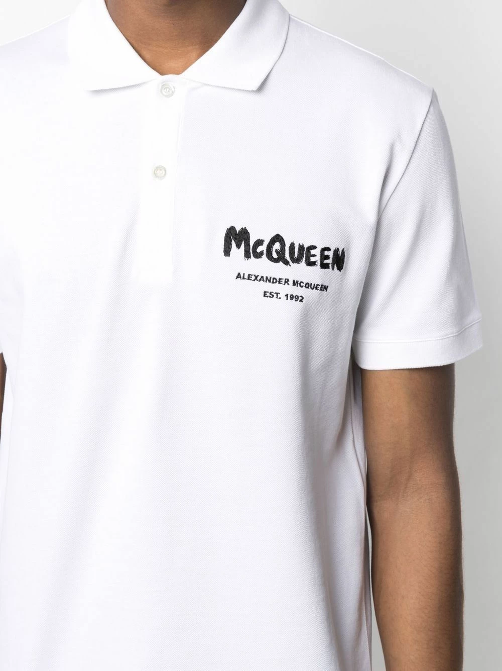 Alexander McQueen Graffiti logo polo shirt 5 Alexander McQueen graffiti-logo polo shirt