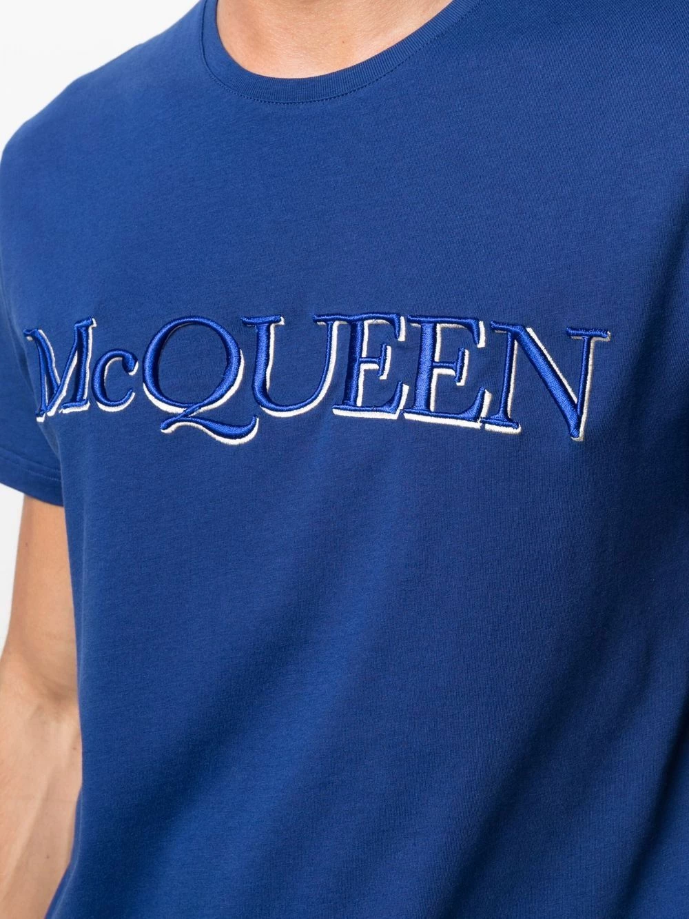 Alexander McQueen Logo embroidered short sleeve T shirt 5 Alexander McQueen logo embroidered short-sleeve T-shirt