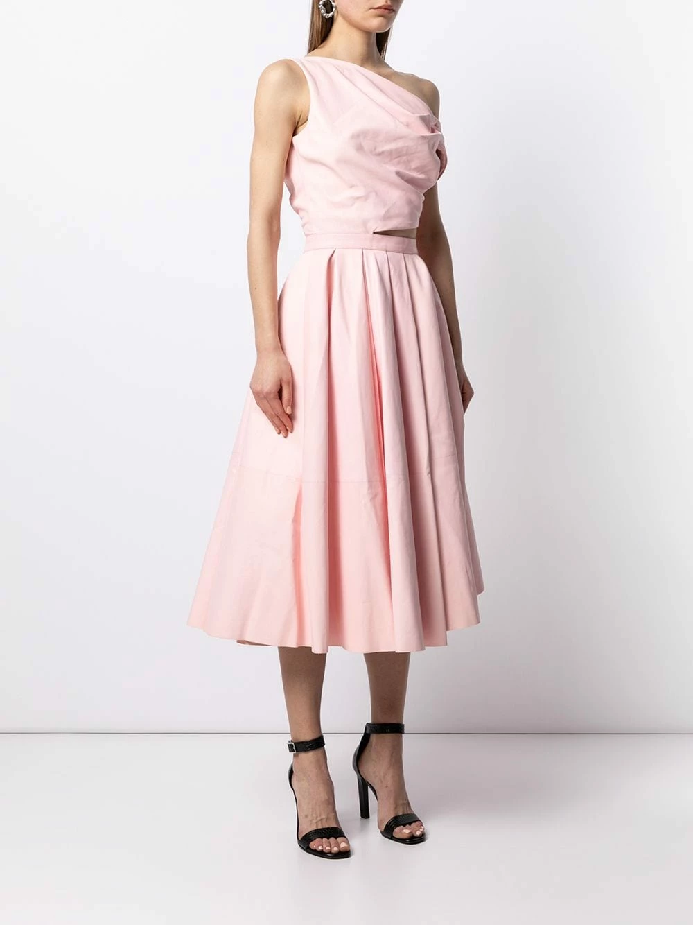 Alexander McQueen Off shoulder pleated dress 3 Alexander McQueen off-shoulder pleated dress