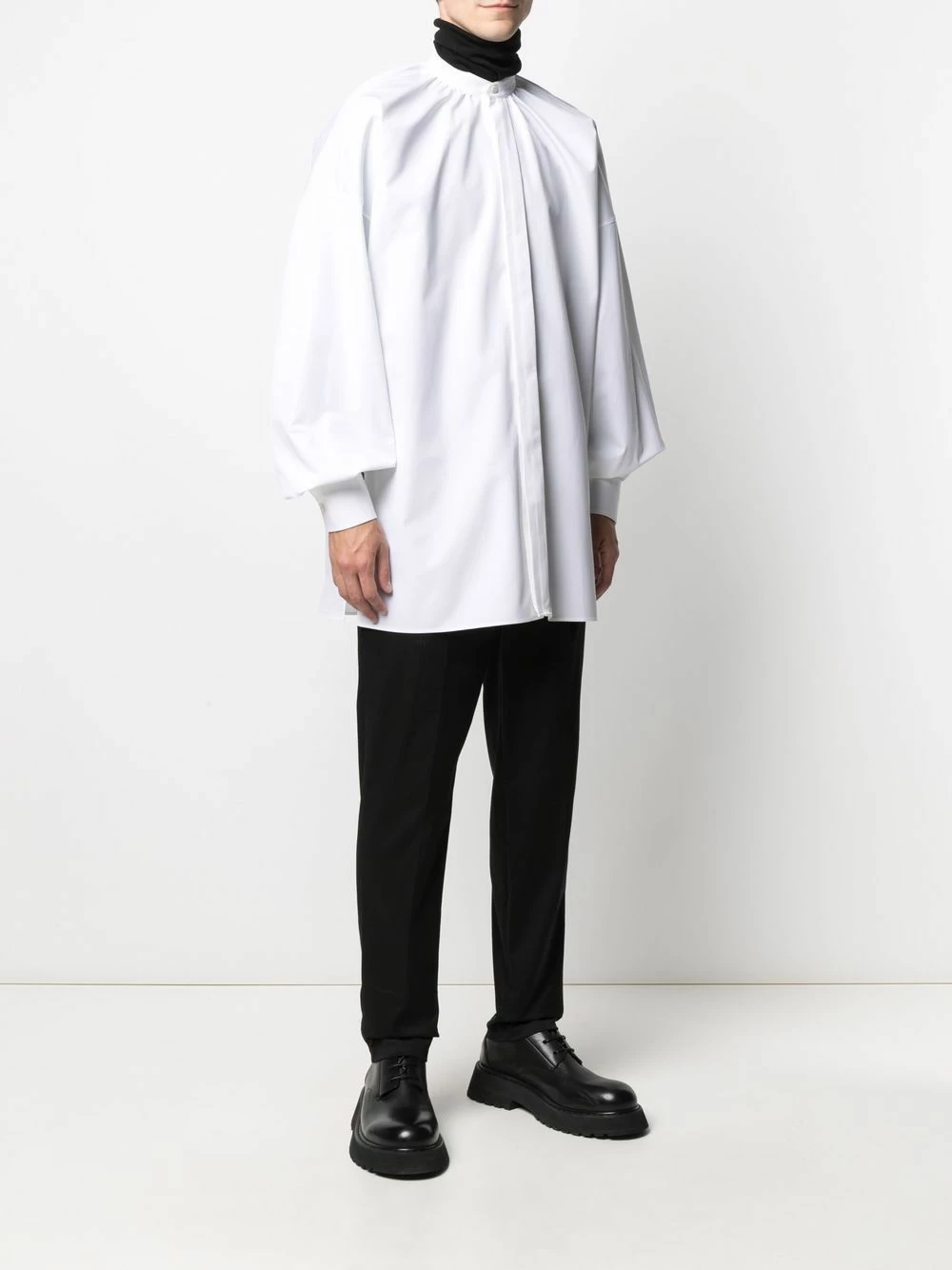 Alexander McQueen Gathered sleeve dropped shoulder shirt 3 Alexander McQueen gathered sleeve dropped shoulder shirt