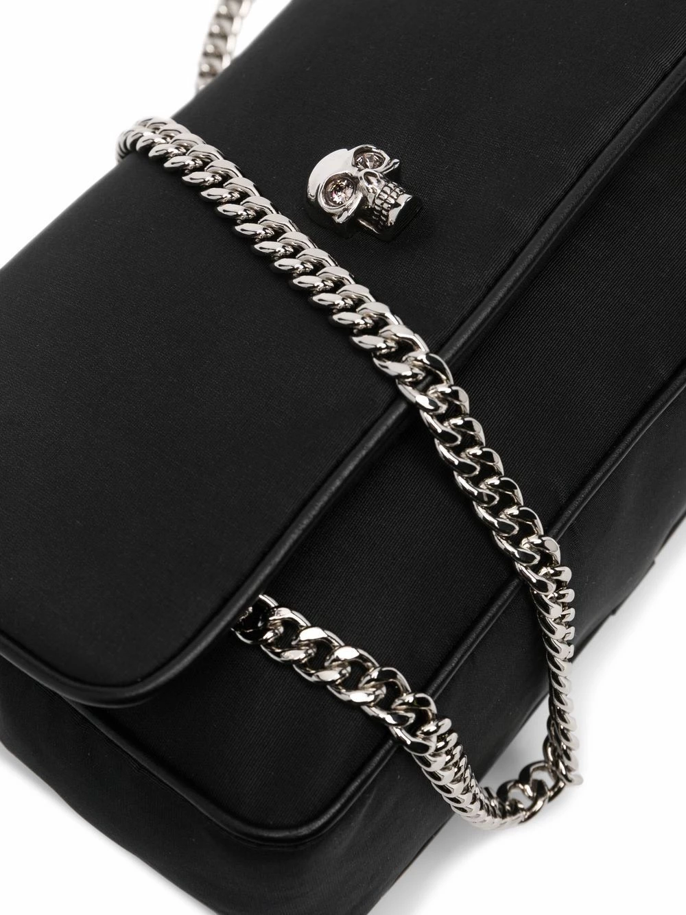 Alexander McQueen Skull motif shoulder bag 4 Alexander McQueen skull-motif shoulder bag