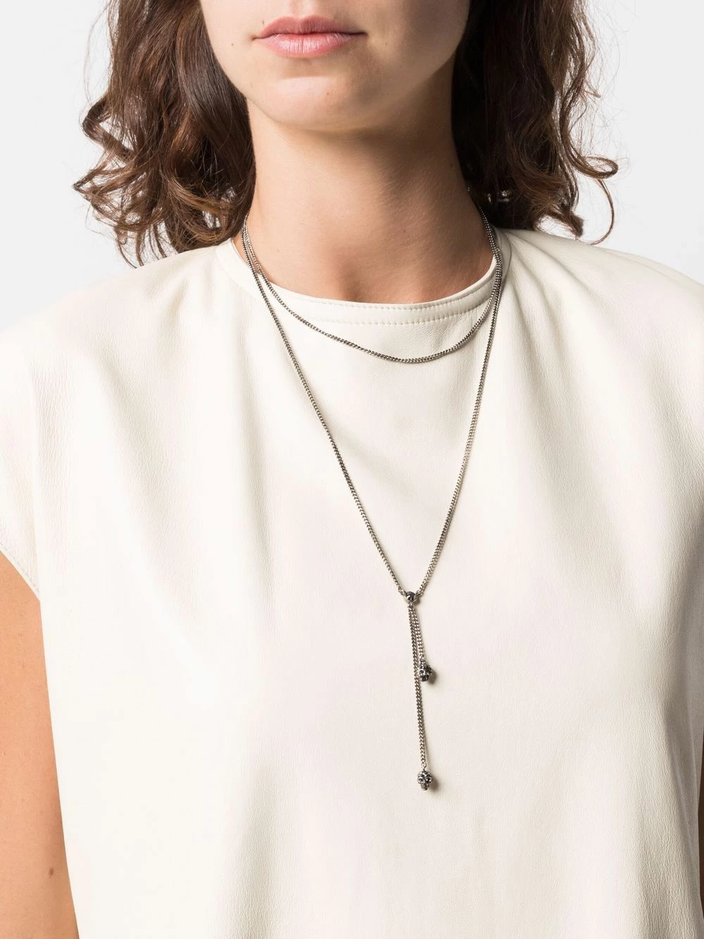 Alexander McQueen Layered skull embellished necklace 2 Alexander McQueen layered skull-embellished necklace