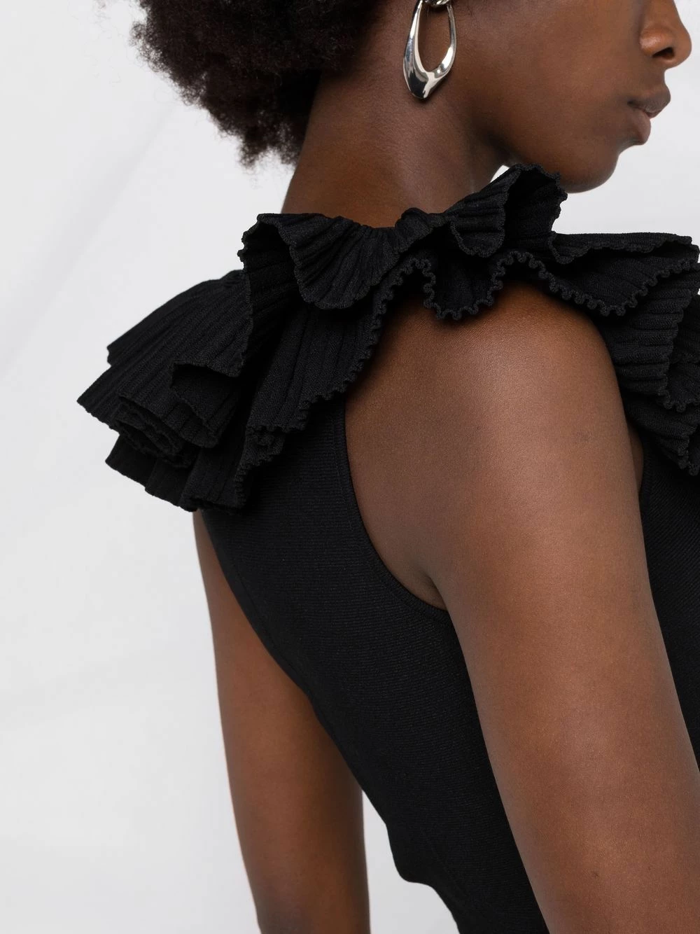 Alexander McQueen V neck ruffled blouse 3 Alexander McQueen V-neck ruffled blouse