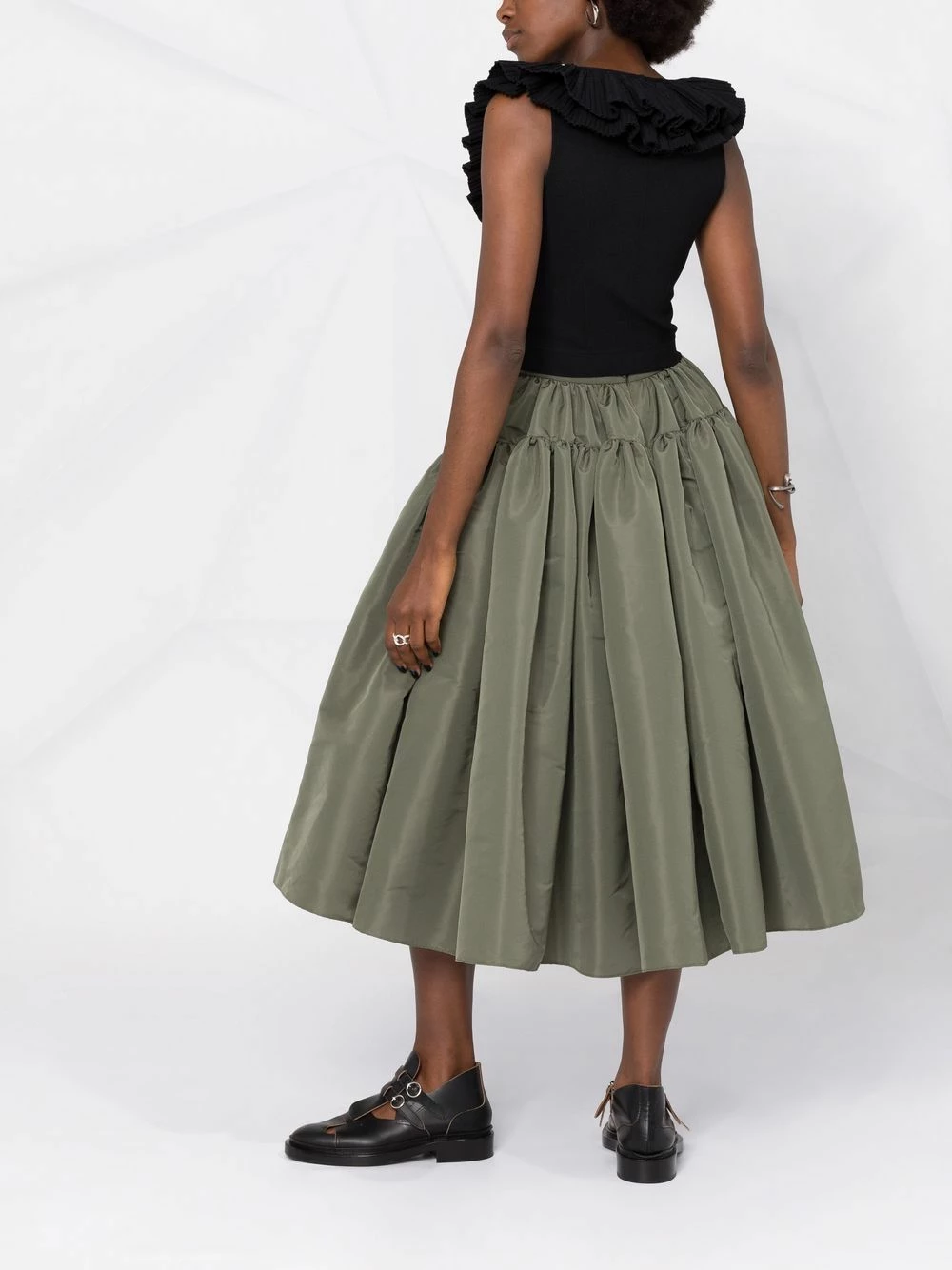 Alexander McQueen V neck ruffled blouse 4 Alexander McQueen V-neck ruffled blouse