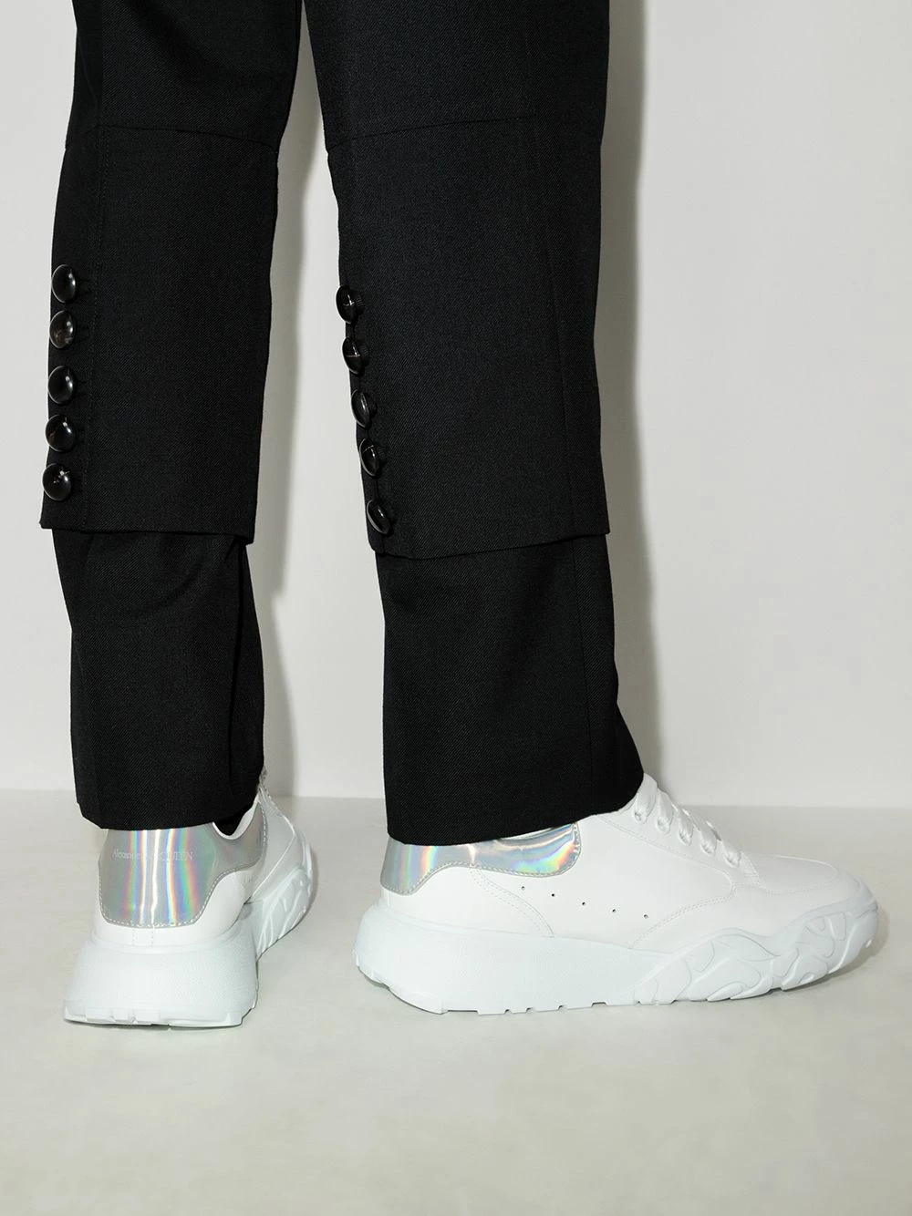 Alexander McQueen Court low top leather sneakers 3 Alexander McQueen Court low-top leather sneakers