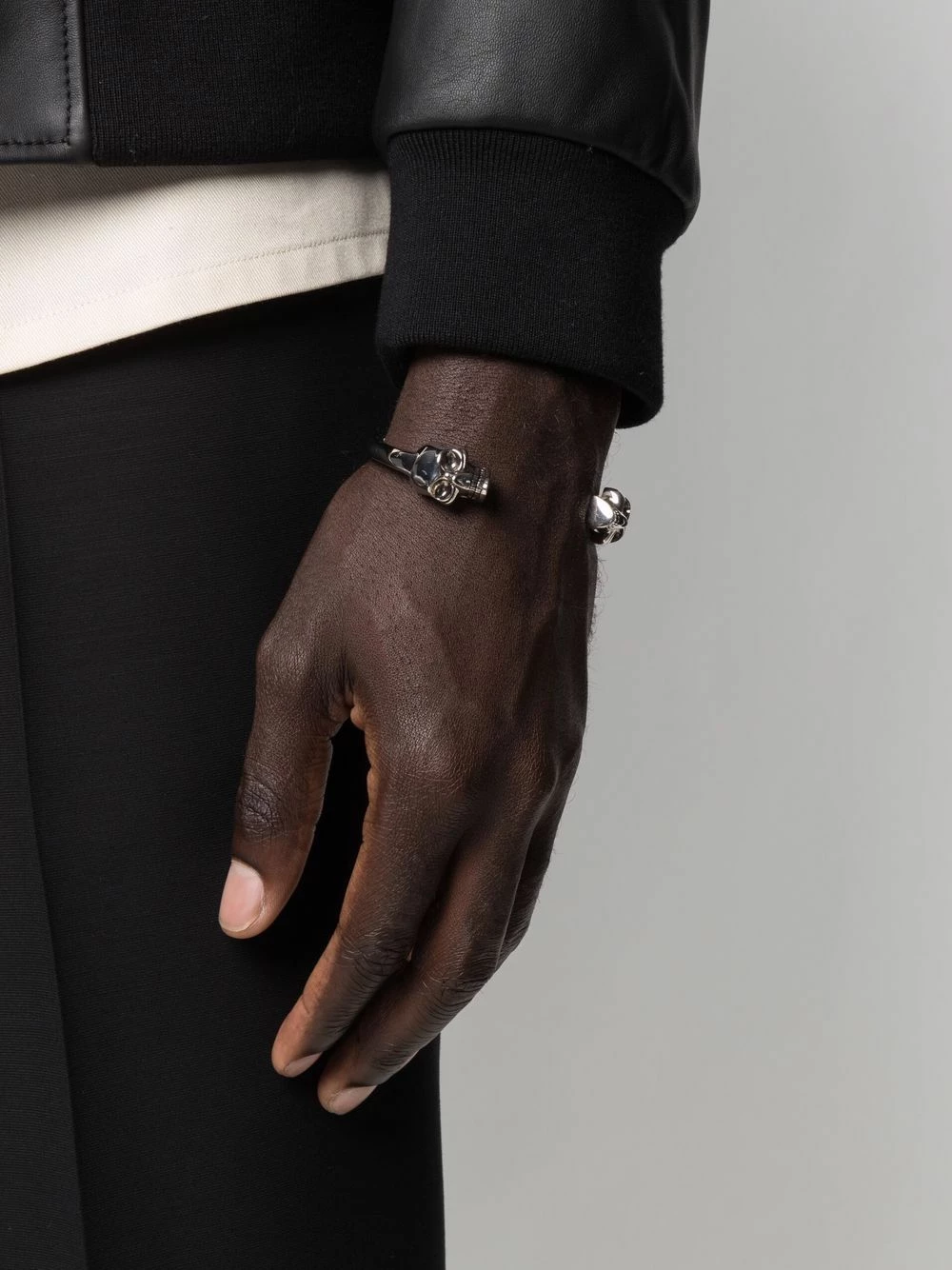 Alexander McQueen Double skull cuff 2 Alexander McQueen double skull cuff