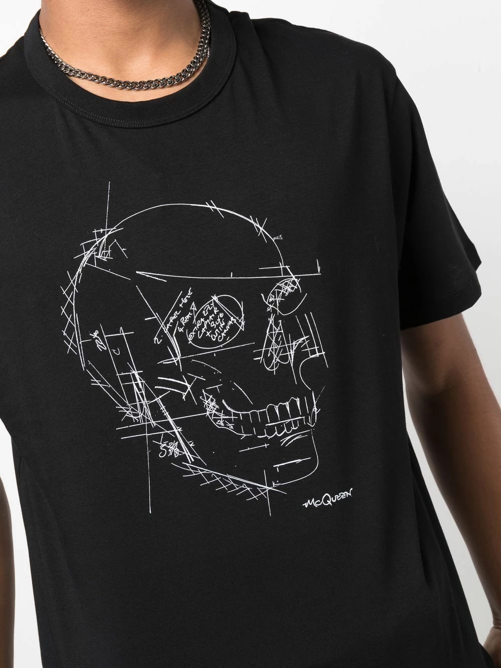Alexander McQueen Illustrated skull print T shirt 5 Alexander McQueen illustrated skull-print T-shirt