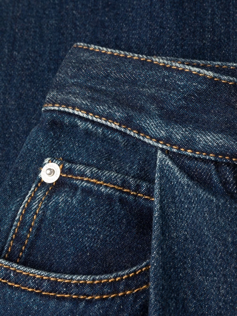 Alexander McQueen High rise tapered jeans 7 Alexander McQueen high-rise tapered jeans