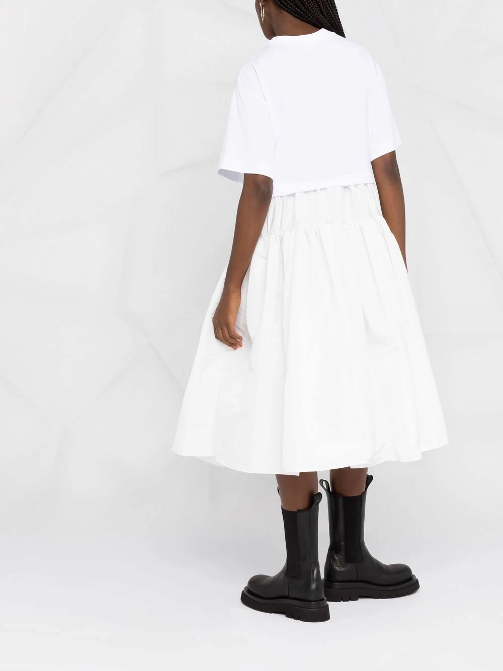 Alexander McQueen Embroidered motif short sleeve dress 6 Alexander McQueen embroidered-motif short-sleeve dress