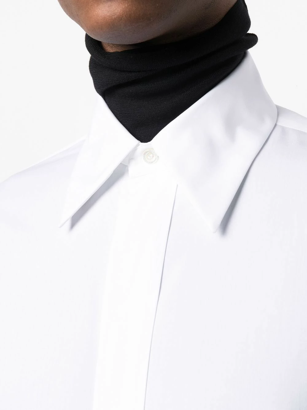 Alexander McQueen Long sleeve button fastening shirt 5 Alexander McQueen long-sleeve button-fastening shirt