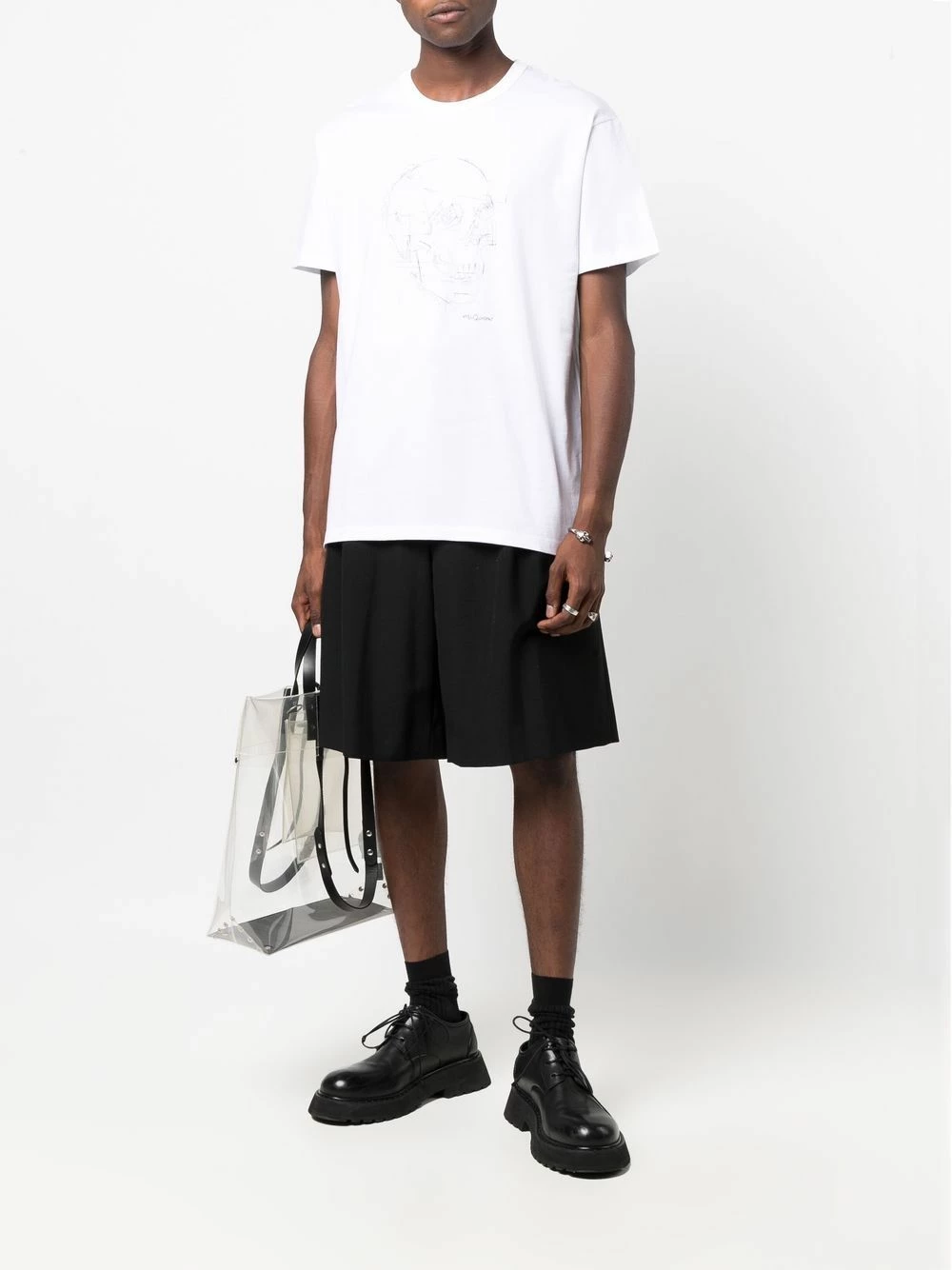 Alexander McQueen Illustrated skull logo print T shirt 2 Alexander McQueen illustrated skull logo-print T-shirt