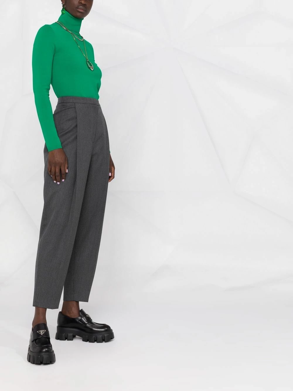 Alexander McQueen Tapered leg trousers 6 Alexander McQueen tapered-leg trousers