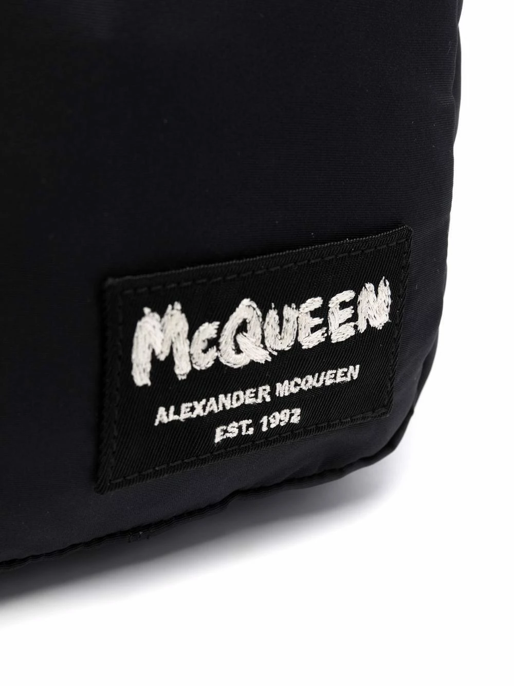 Alexander McQueen Logo embroidered messenger bag 4 Alexander McQueen logo-embroidered messenger bag
