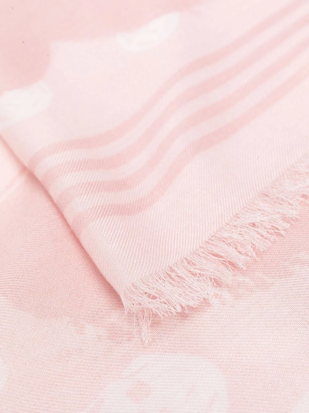 Alexander McQueen McQueen Graffiti Biker Skull scarf 3 Alexander McQueen McQueen Graffiti Biker Skull scarf