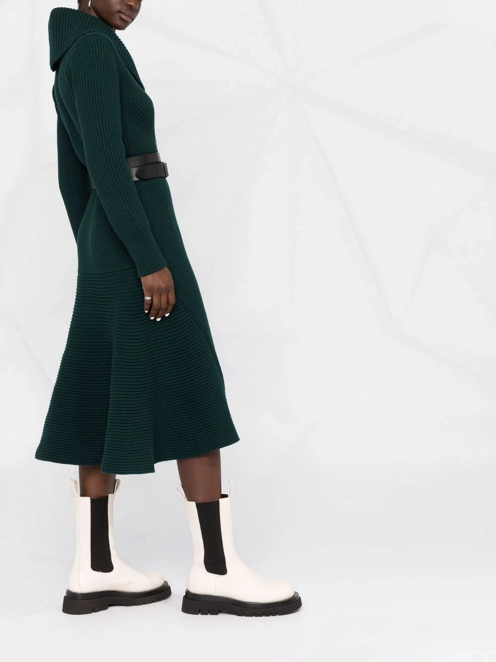 Alexander McQueen Ribbed knit midi dress 4 Alexander McQueen ribbed knit midi dress