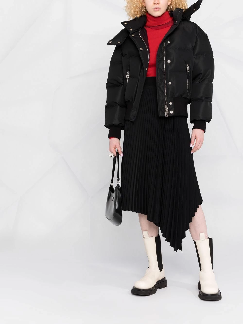 Alexander McQueen Logo print hooded puffer jacket 6 Alexander McQueen logo-print hooded puffer jacket