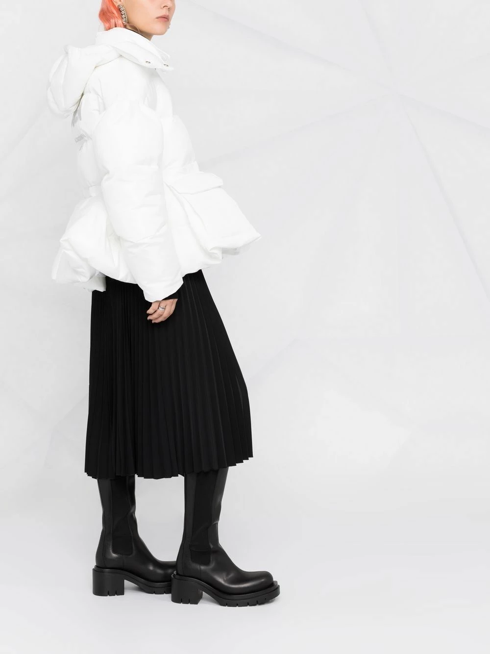 Alexander McQueen Drawstring waist padded jacket 4 Alexander McQueen drawstring-waist padded jacket