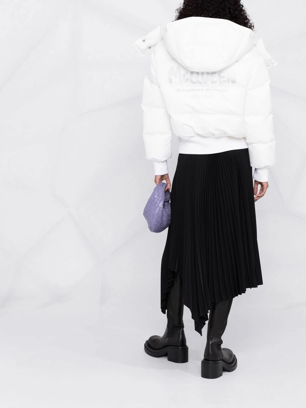 Alexander McQueen Graffiti logo print hooded puffer jacket 6 Alexander McQueen graffiti logo-print hooded puffer jacket