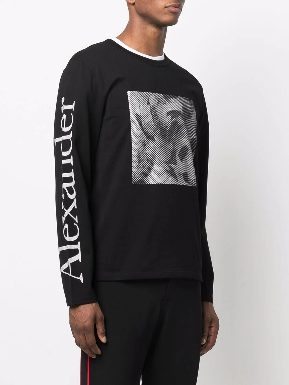 Alexander McQueen Graphic print crew neck sweatshirt 3 Alexander McQueen graphic-print crew neck sweatshirt