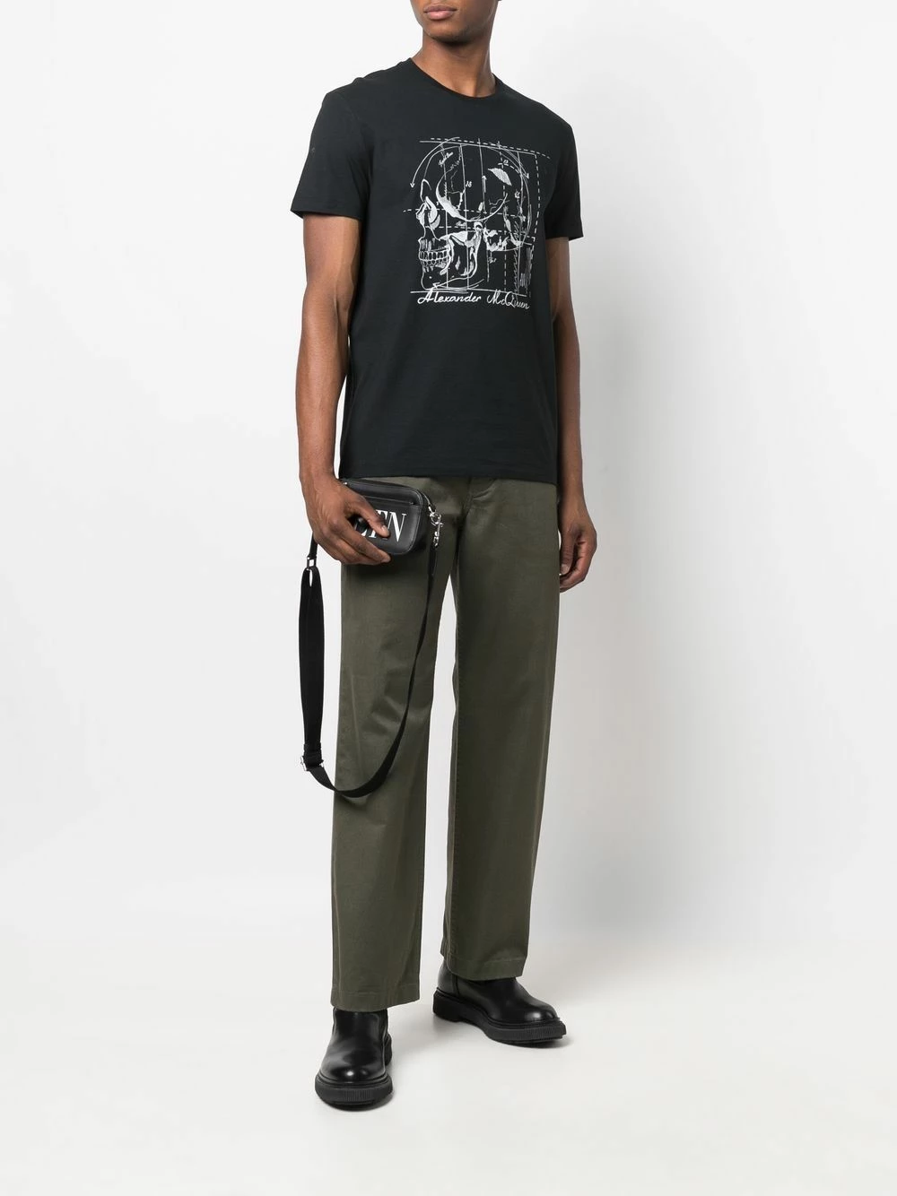 Alexander McQueen Graphic print short sleeved T shirt 2 Alexander McQueen graphic-print short-sleeved T-shirt