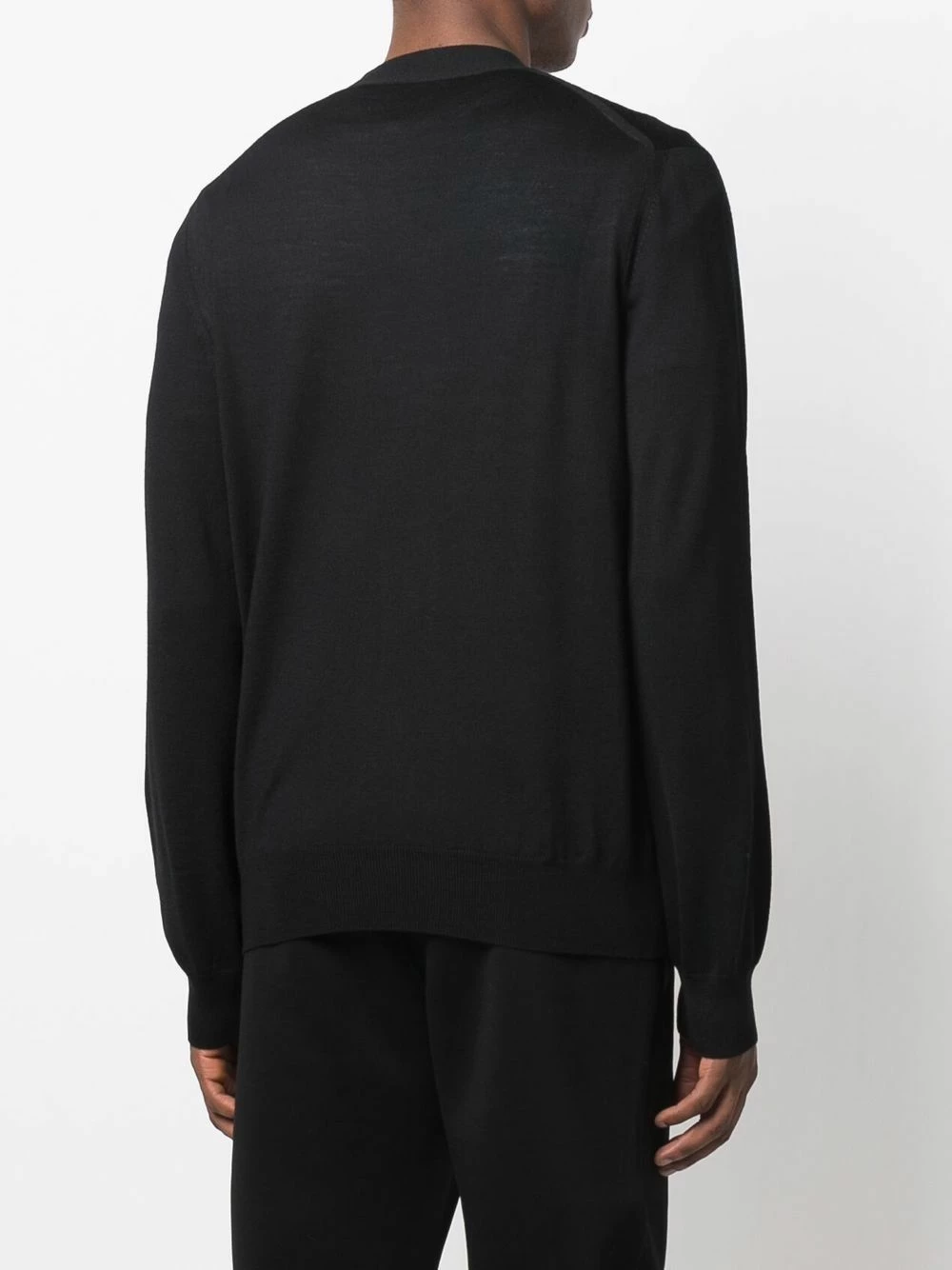 Alexander McQueen Skull patch button up cardigan 4 Alexander McQueen skull-patch button-up cardigan