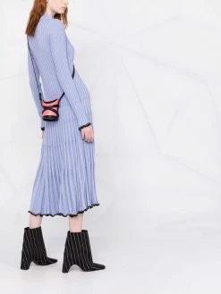 Alexander McQueen The mini Curve bucket bag