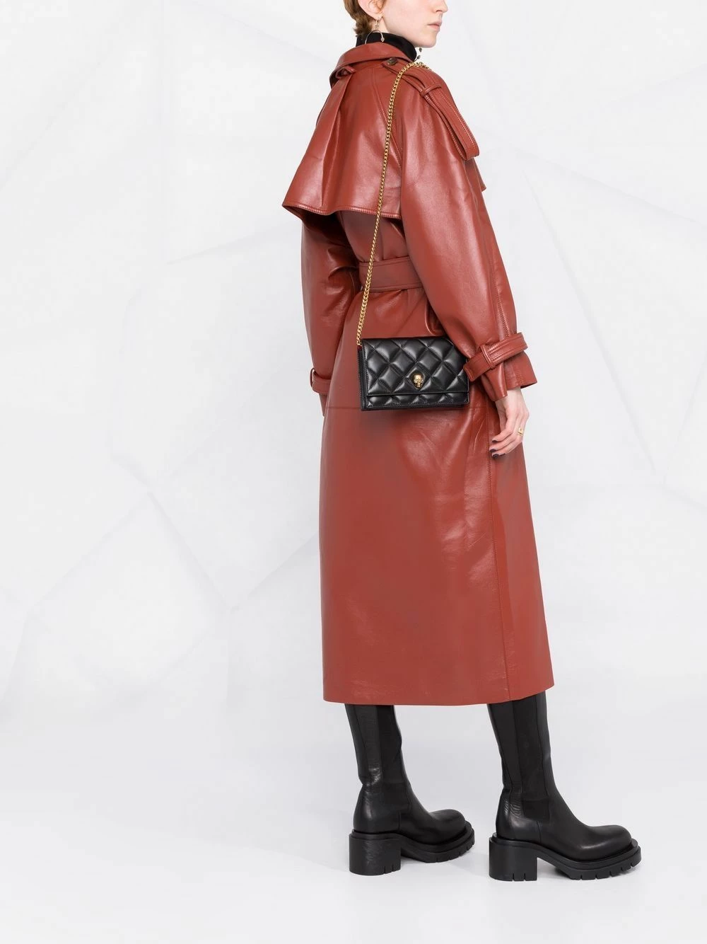 Alexander McQueen Skull logo quilted clutch 2 Alexander McQueen skull-logo quilted clutch